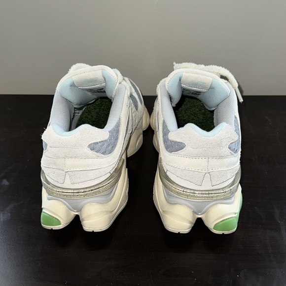 New Balance 9060 - Picture 3 of 6